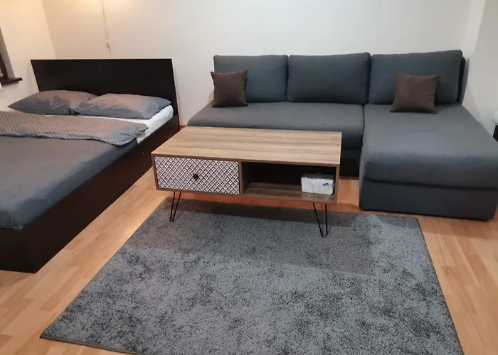 Апартаменты Quiet Пазарджик